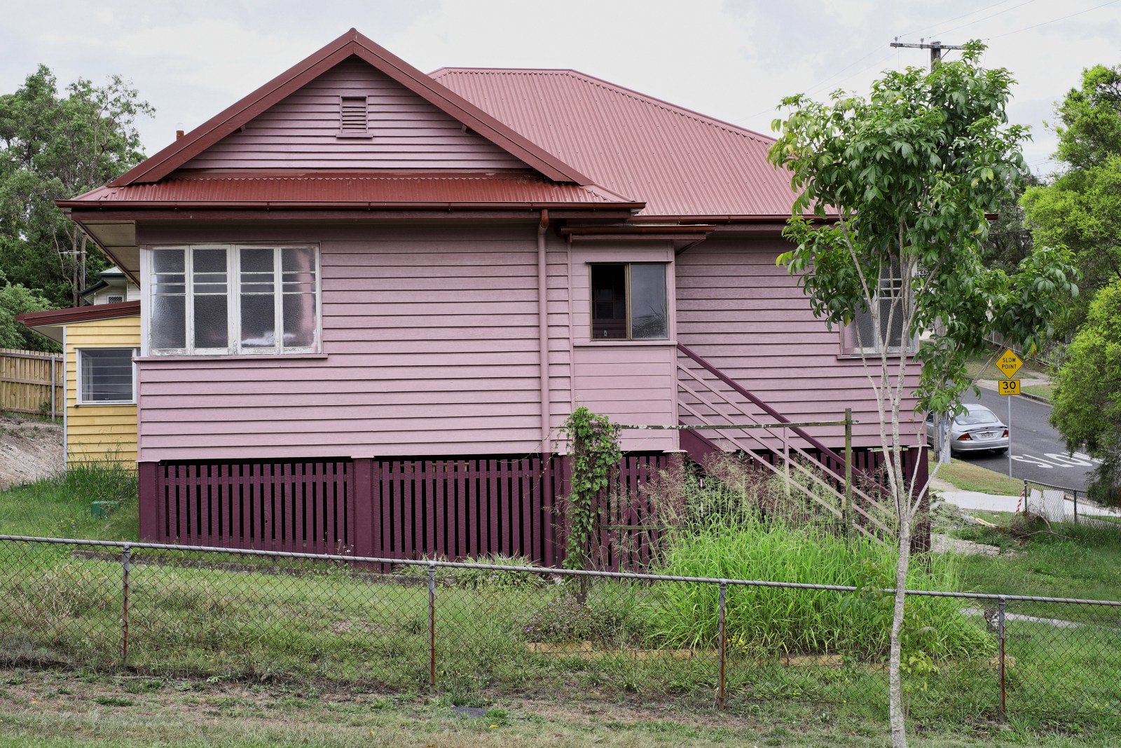 Traditional 40's 50's weatherboard home, in Carina. Brisbane vernacular architecture.