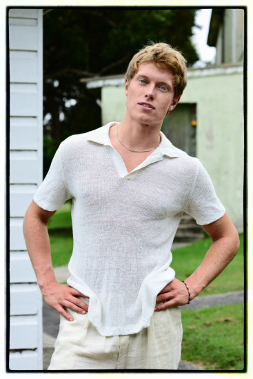 Luca, hands on hips. Male model photoshoot, Sydney, Australia.