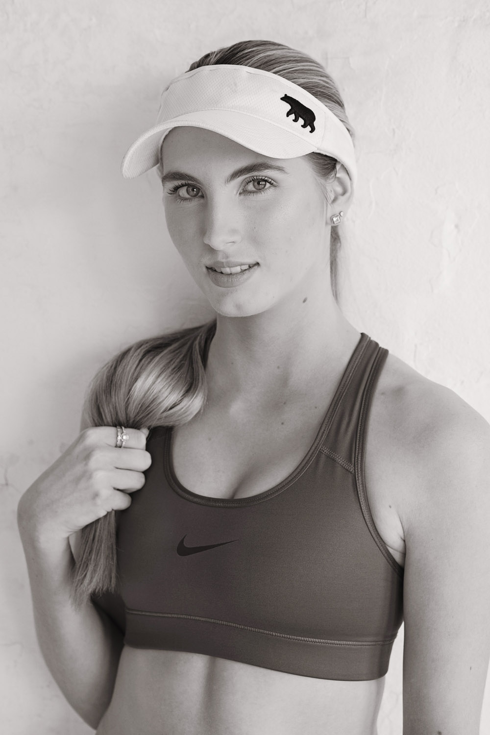 Active sports mid headshot. Modelling Portfolio headshots for Fashion, Fitness, Beauty for womwn and men.
