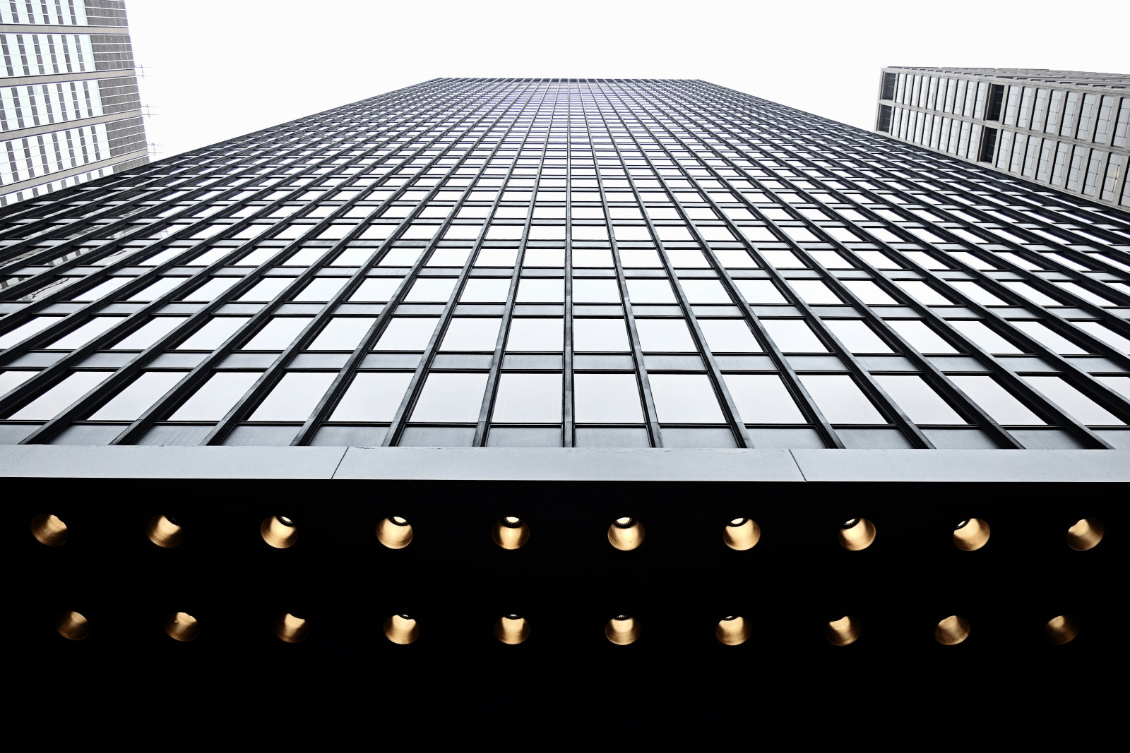 The iconic Segram building, by architect Ludwig Mies van der Rohe in Midtown Manhattan, New York City. 