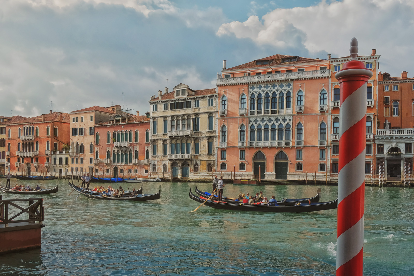 Gondolas and Palazzo Tiepolo Passi, Grand Canal, Venice. Travel and lifestyle photography by Kent Johnson.